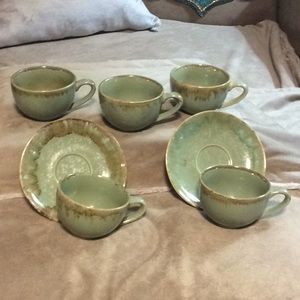 Vintage teacups and saucers